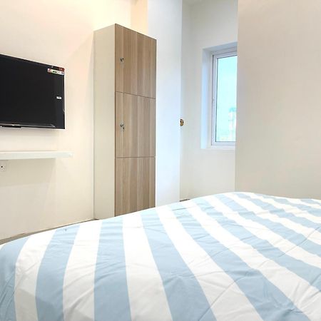 Neocon Suites Hyderabad Exteriör bild