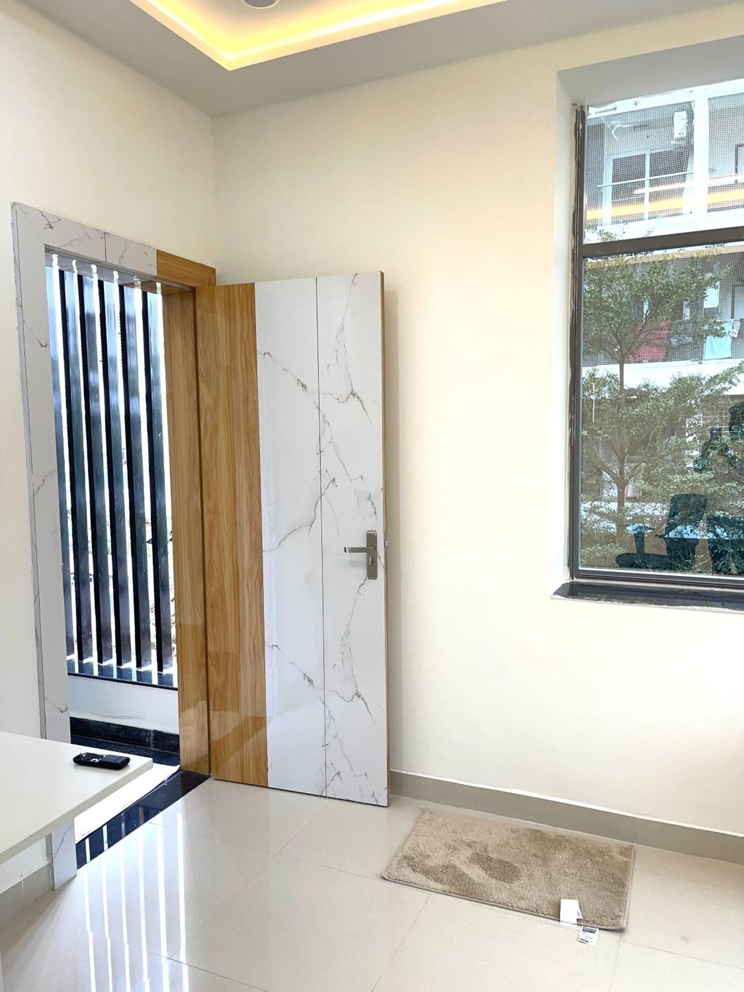 Neocon Suites Hyderabad Exteriör bild